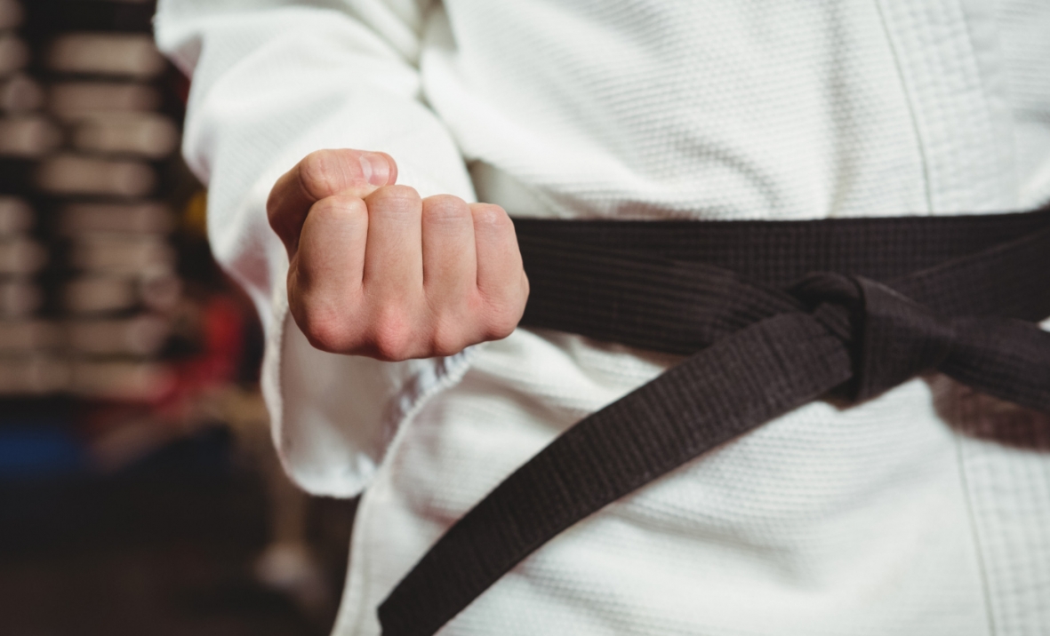 Aktywność młodych karateków Suwałk zaowocowała sukcesem na mazurskim turnieju