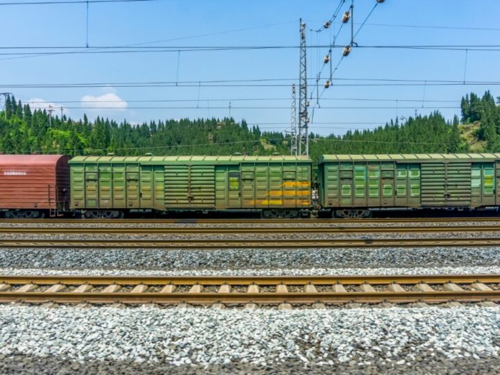 Modernizacja linii kolejowej nr 38 Ełk – Giżycko – Korsze: Aktualne postępy i oczekiwane korzyści