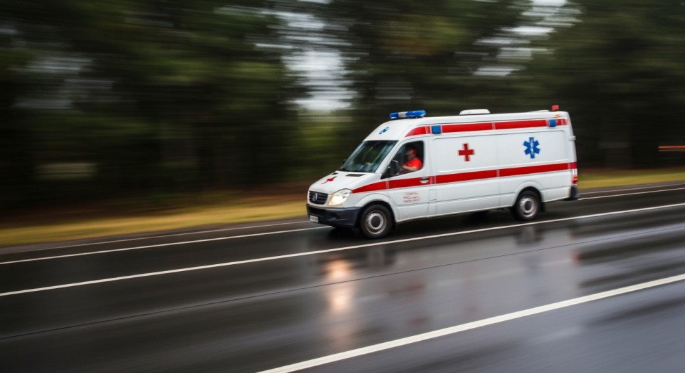 Bezpieczny sylwester: jak uniknąć zagrożeń podczas hucznych zabaw