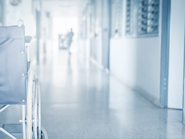 Pytaj, rozmawiaj, wspieraj” – nowa kampania przeciw narkomanii wśród młodzieży