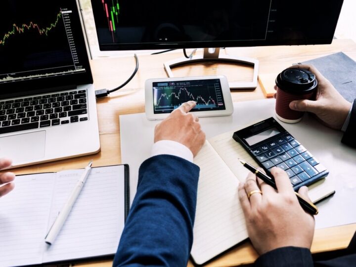 Mieszkańcy powiatu stracili ponad 50 tysięcy złotych na internetowych oszustwach inwestycyjnych