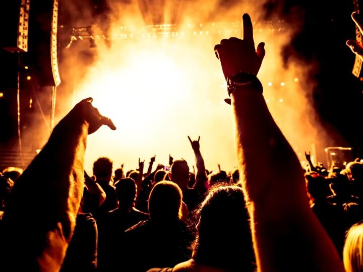 Zachwycający koncert „Cellofuny” nad Kisajnem o zachodzie słońca